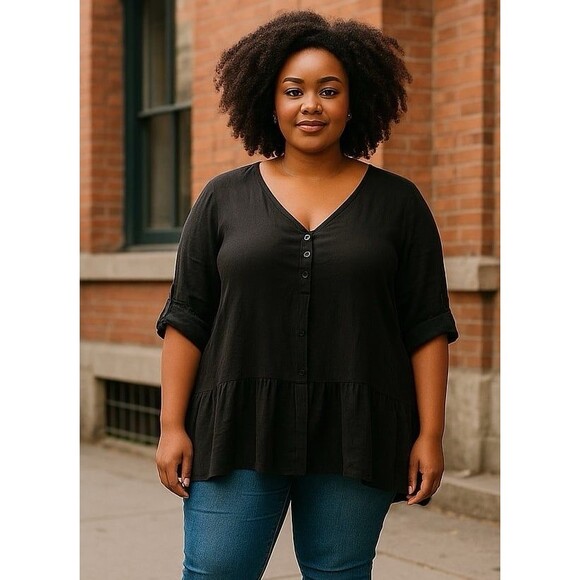 Zim & Zoe Plus Top V Neck Black 3/4 Roll Tab Sleeve Flare Hem Viscose Size 26/28 - Picture 1 of 7